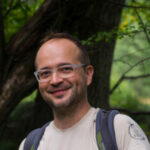 testimonial-avatar